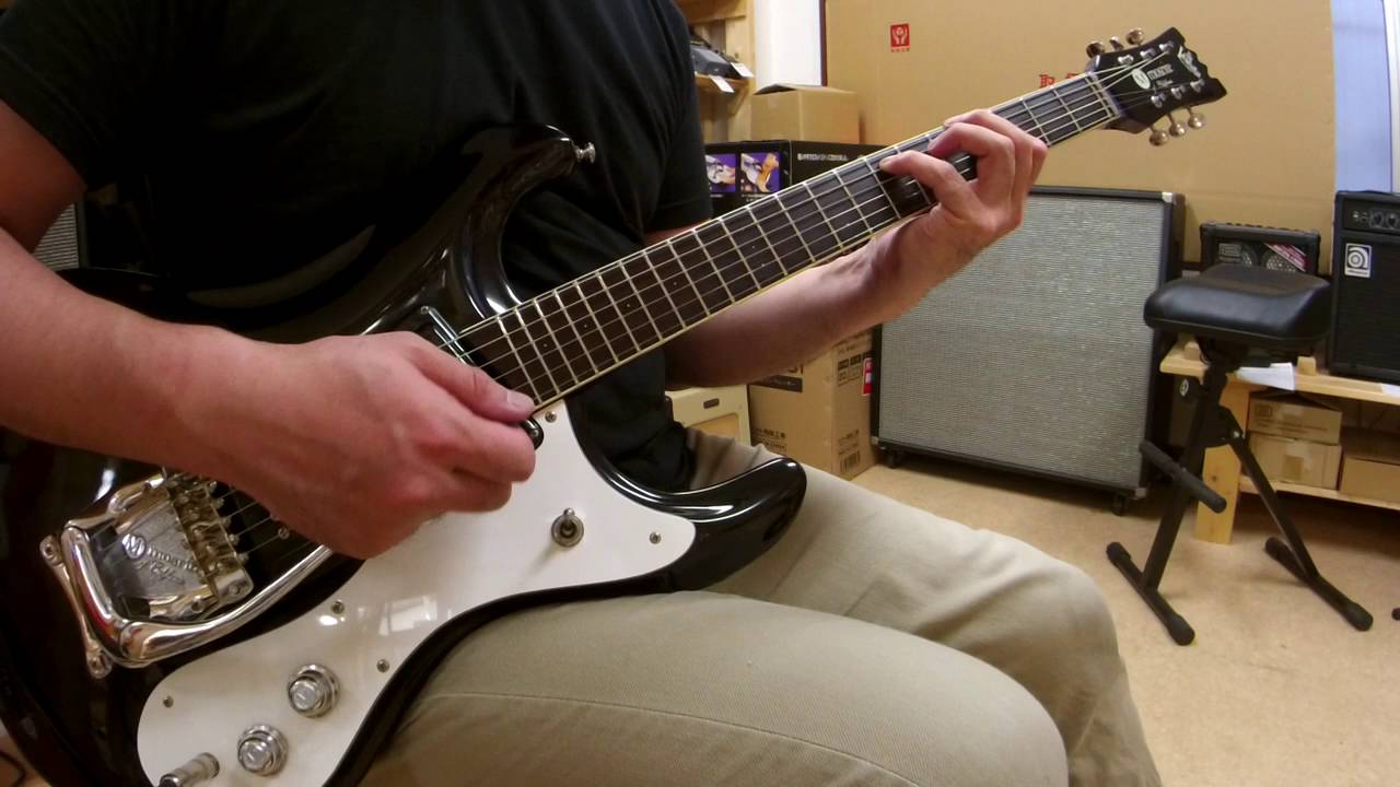黒雲製 Mosrite Clean