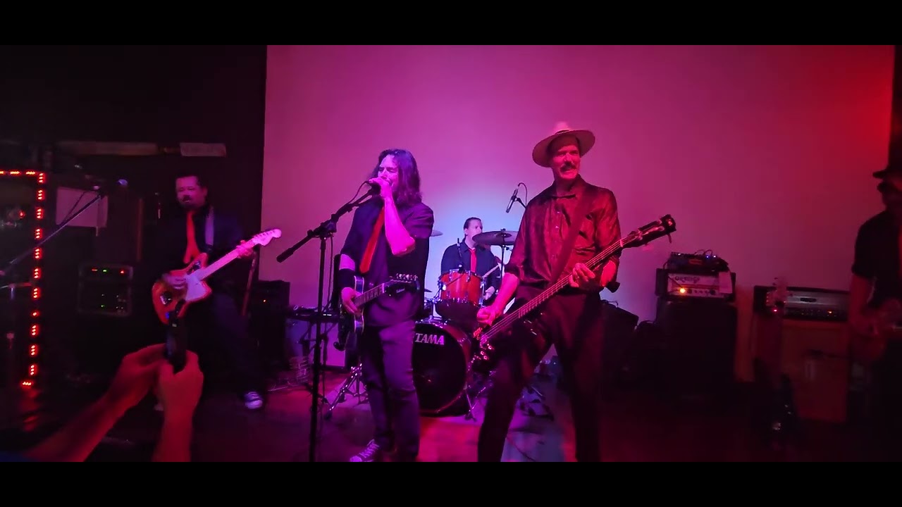 KRIST NOVOSELIC (NIRVANA) W/FOOVANA- 