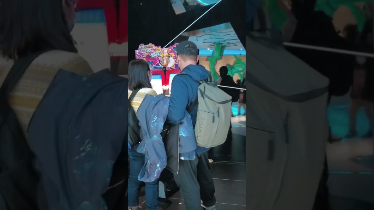 Pokémon захватили Японию! Life in Japan