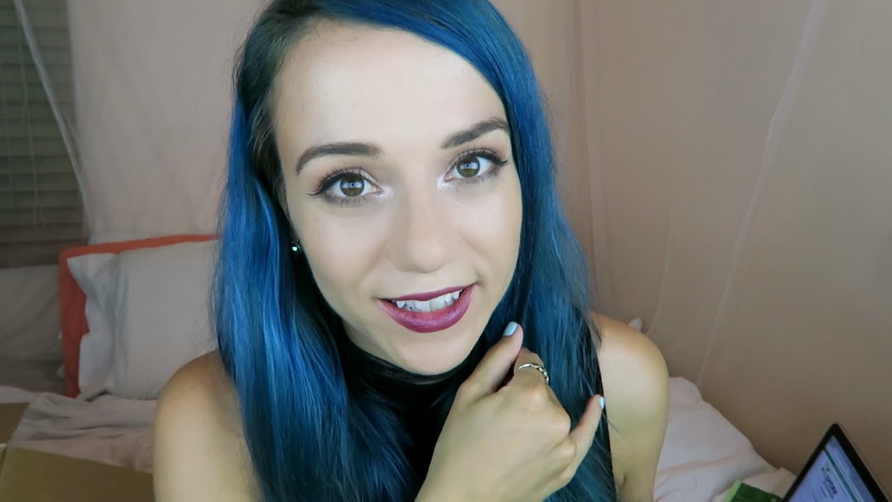 ASMR Relaxing Unboxing and Whispers 📦🎙🤗