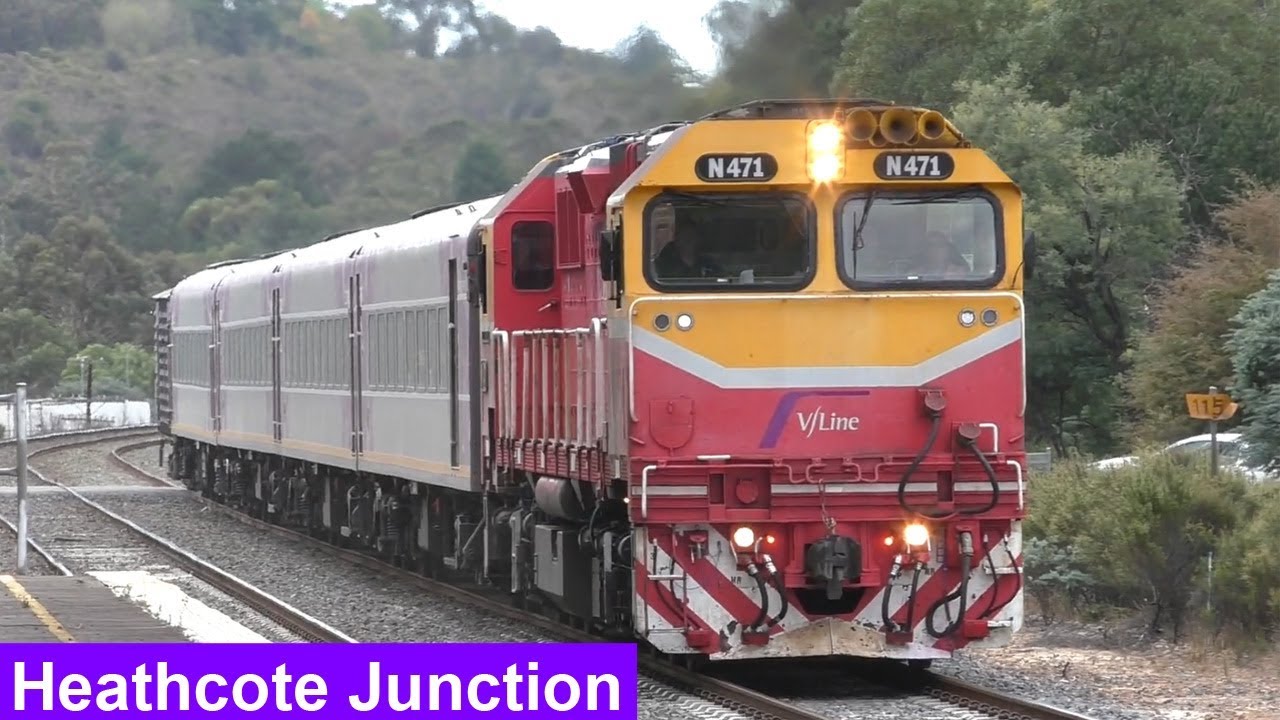 Trains at Heathcote Junction; V/Line trains & freight trains - Victorian Transport