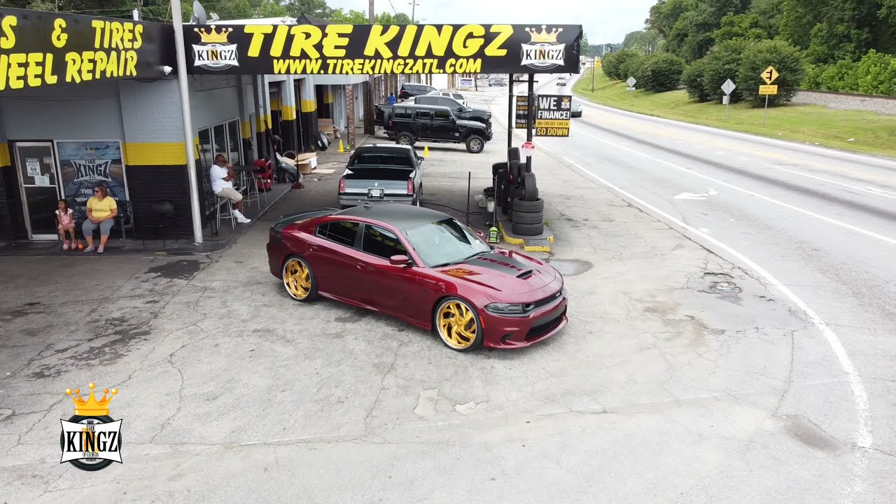 Dodge Charger Daytona On 24