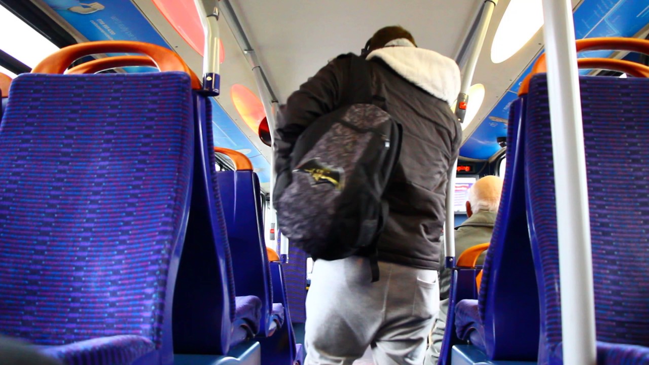 Reading Buses 843 YN57FXC