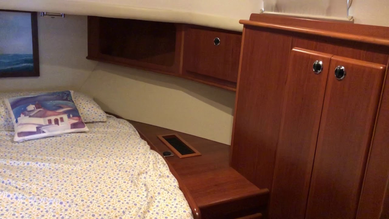 BELLIURE 40 INTERIOR