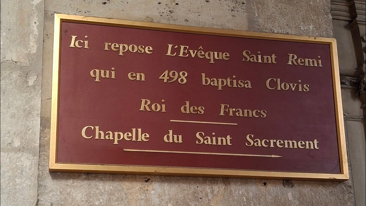 30-07-25 /Basilique St Rémi Reims, Tombeau du grand Saint Rémi qui baptisa le Roi Clovis en 496. 