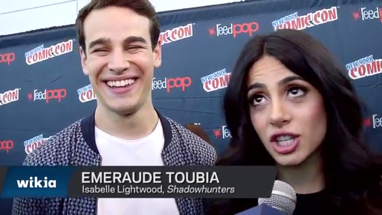NYCC 2015 - Shadowhunters Emeraude Toubia & Alberto Rosende Interview