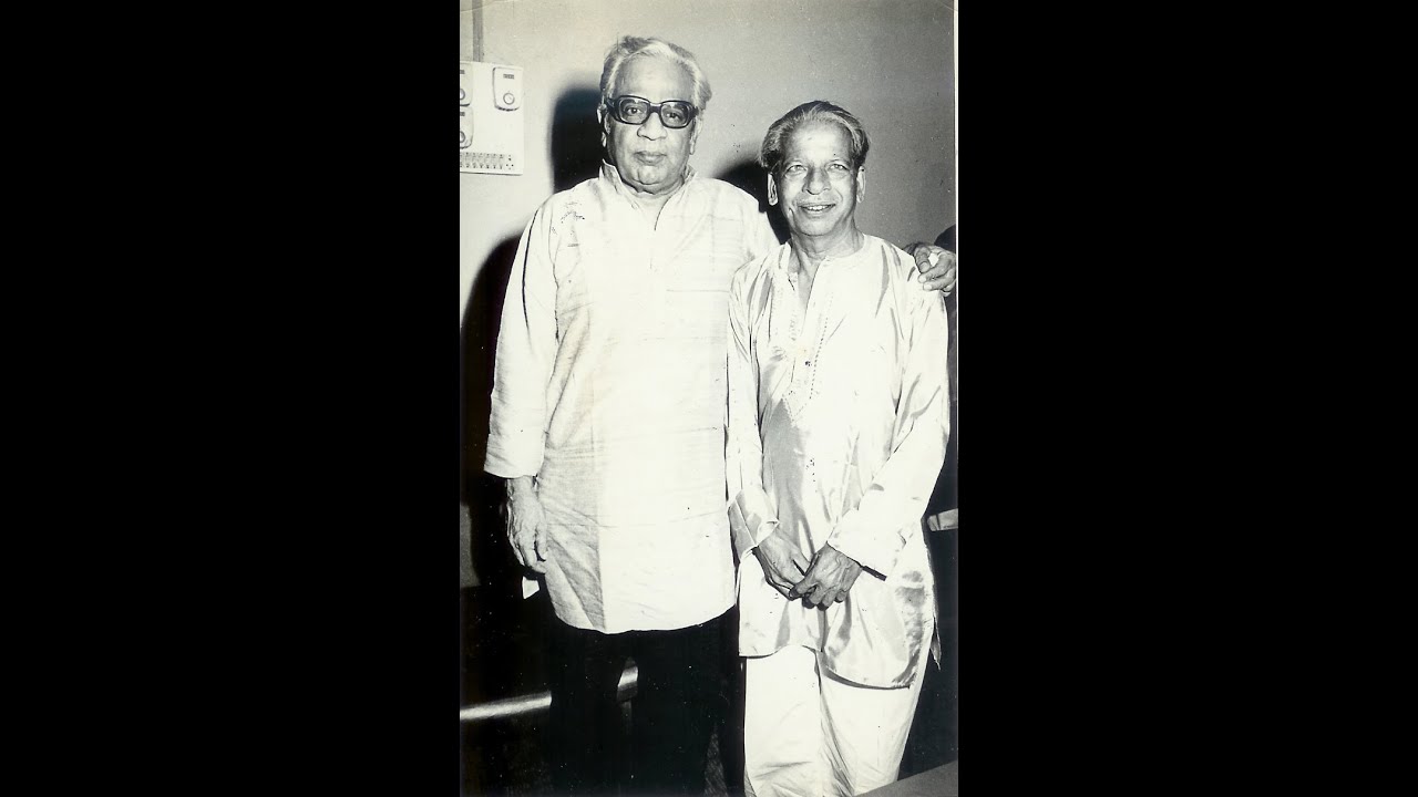 PT GOVINDRAO PATWARDHAN AIR MUMBAI INITERVIEW BY MUKUND MARATHE NOV 1995 TABLA ACCOMP PRASNNA SALKAR