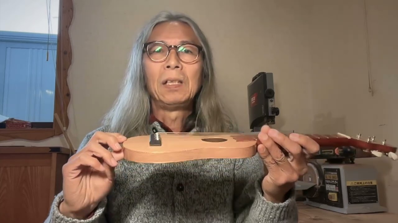 弦長330mm!! Nekoya四弦堂のトラベルウクレレについて