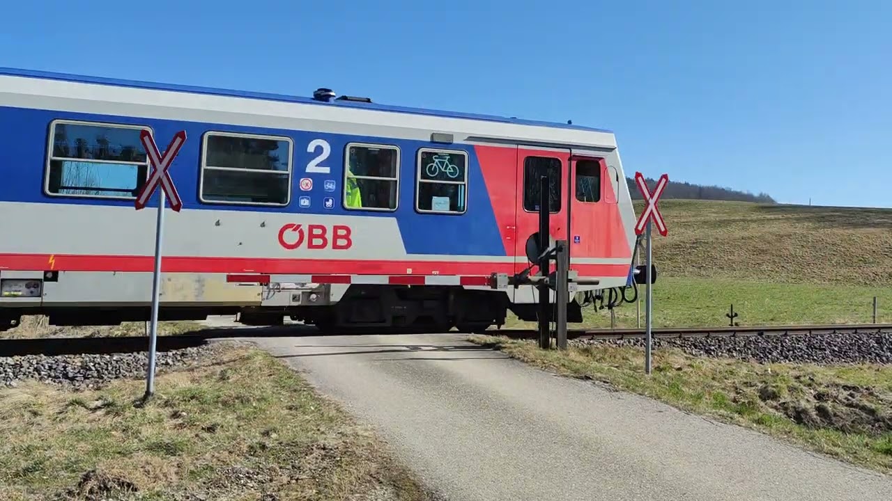 Bahnübergang Attnang Moosham 31 | 01.03.22 12:13-12:22