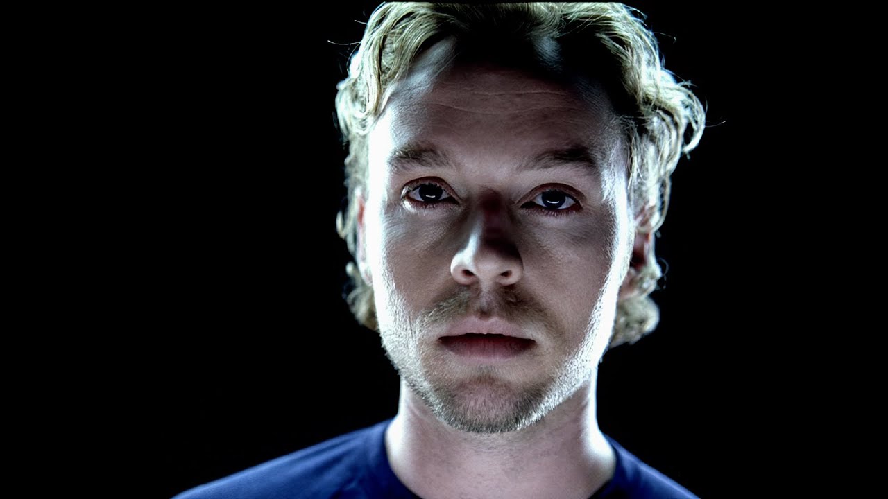 What's Going On (Mick Guzauski's Pop Mix) - Artists Against AIDS Worldwide - All Star Tribute