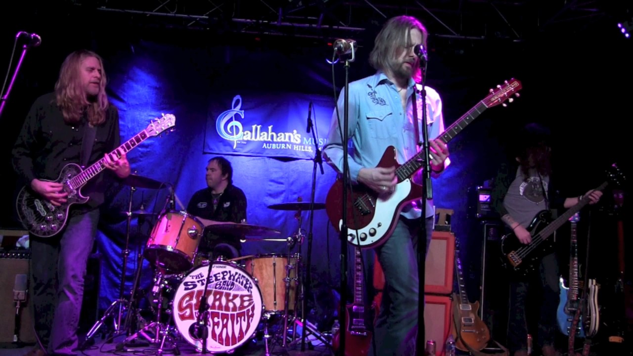 ''DUST MY BROOM'' - THE STEEPWATER BAND @ Callahan's, March 2017