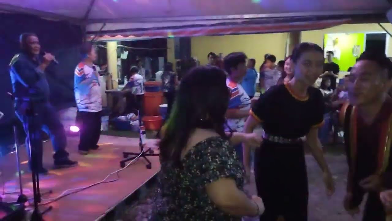 Joget Oh Bulan,,Cover Karoeke Samak Lorna & Sinok Melok..Di Majlis Pertunangan Aunty LALAYANA