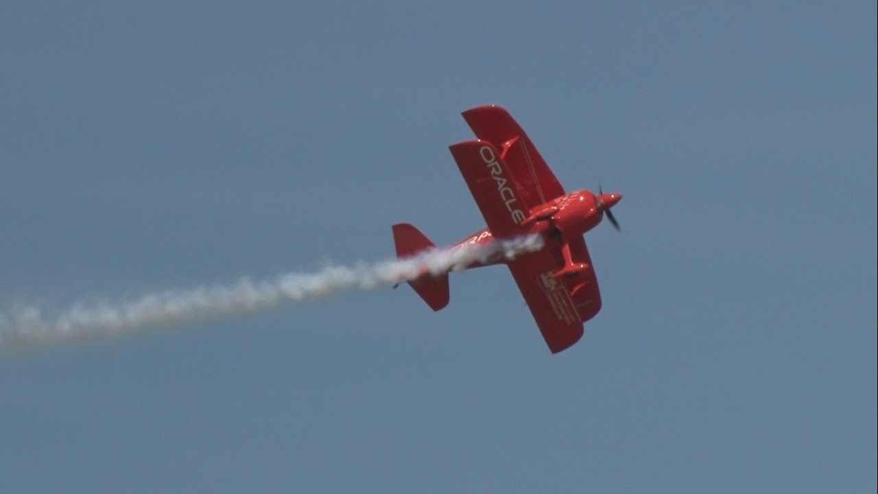 2017 Rhode Island ANG Open House & Airshow - Sean Tucker