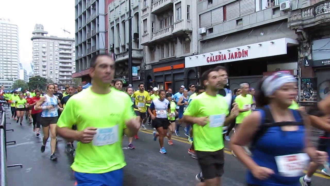 Maratón de Montevideo - 28/4/19 - Largada - Corredores del Prado