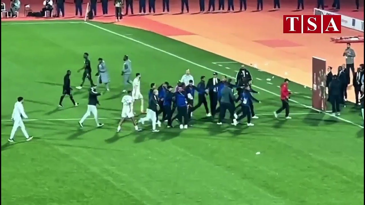 CAN 2025, Alg&eacute;rie - Nigeria : l'arbitre quitte le stade sous escorte