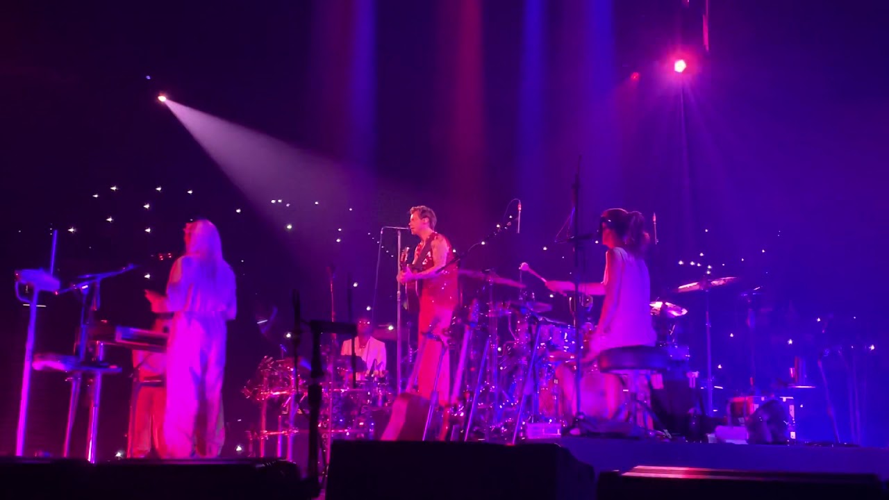 FINE LINE || HARRY STYLES OPENING NIGHT LOVE ON TOUR (Las Vegas, NV)