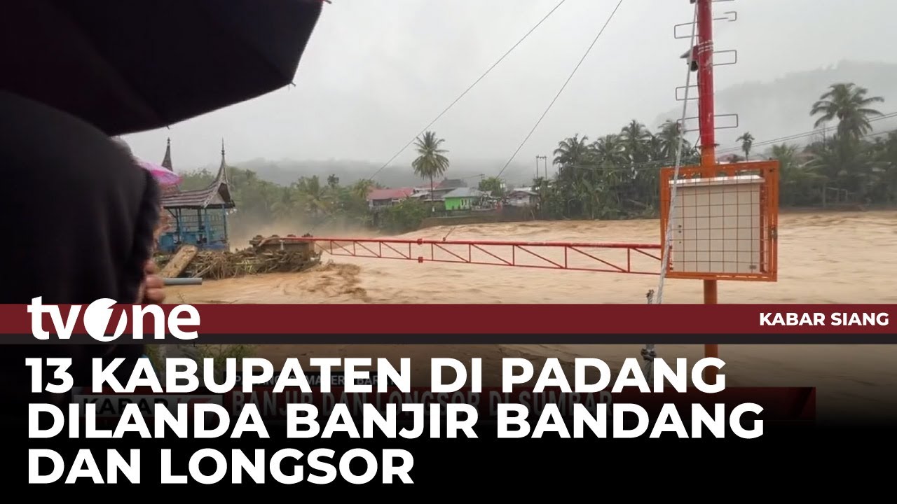 Detik-detik Jembatan Ambruk Diterjang Gansanya Banjir di Padang | Kabar Siang