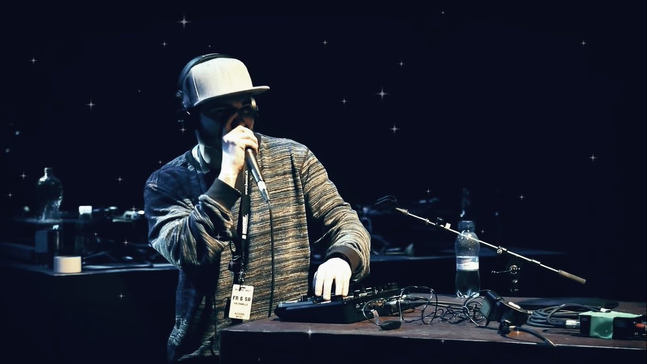 SLIZZER vs MB14 1 Round Grand Beatbox LOOPSTATION Battle 2017