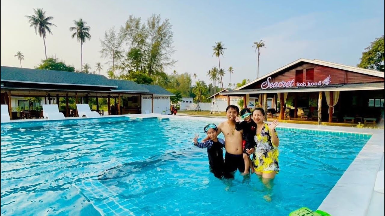 เที่ยวดีฝ่าาChannel'  🏝️ เกาะกูด  Seacret Kohkood & ดำน้ำ ตกปลา เรือหมู่บ้านชาวประมง 👦🏻👩🏻‍🦰👶🏻👶🏻❤️🏝️🎉