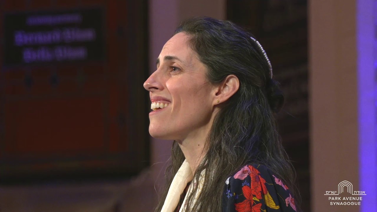 Cantor Rachel Brook sings Shalom Rav (Klepper)