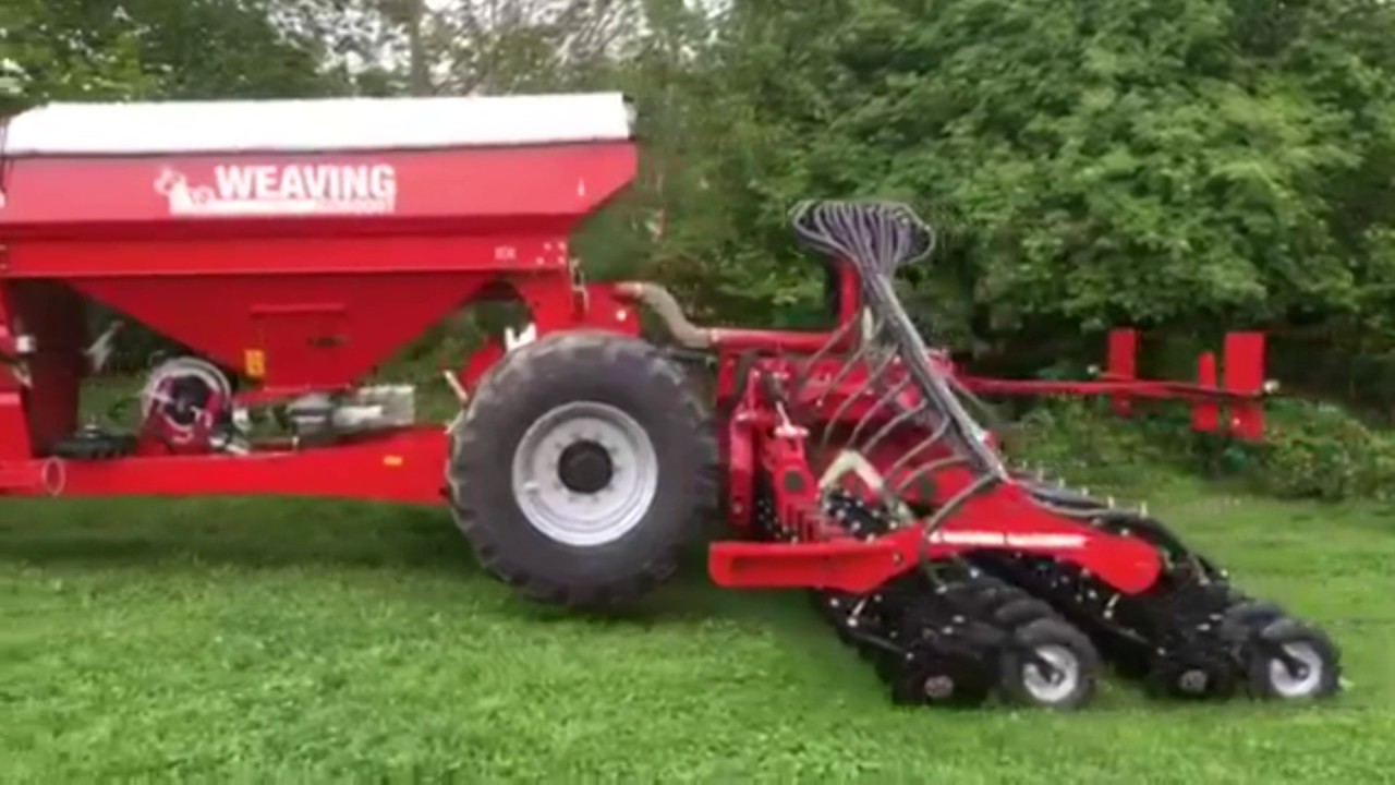 La CUMA DEFISOL fait son SHOW avec son semoir SD WEAVING pds