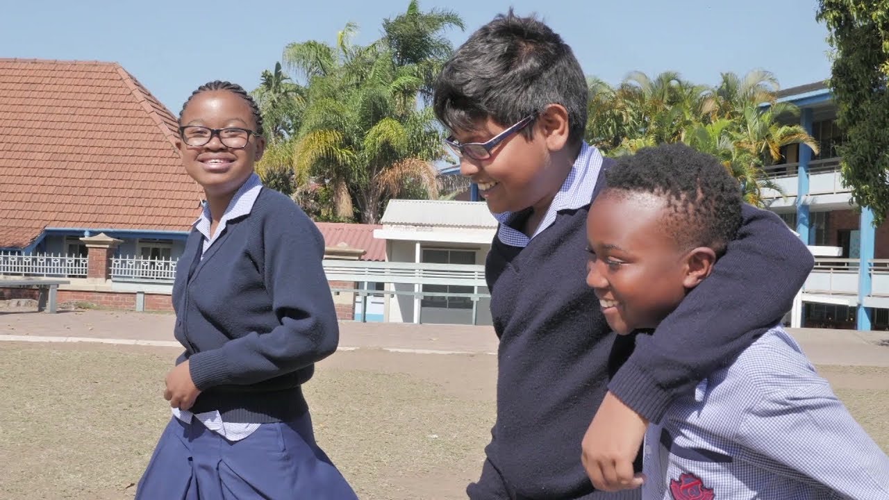 'It just feels like I'm another South African': the multicultural Durban school - BBC What's New