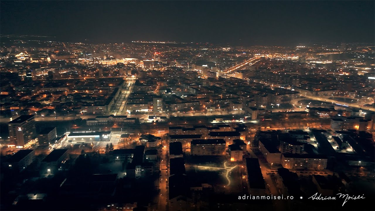 At night, 360 degrees aerial panorama view of the city of Iasi. Filmare din dronă Iași