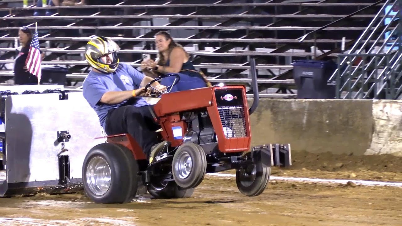 Garden Tractor Pull Clarks County Fair Berryville VA 4th Points Pull