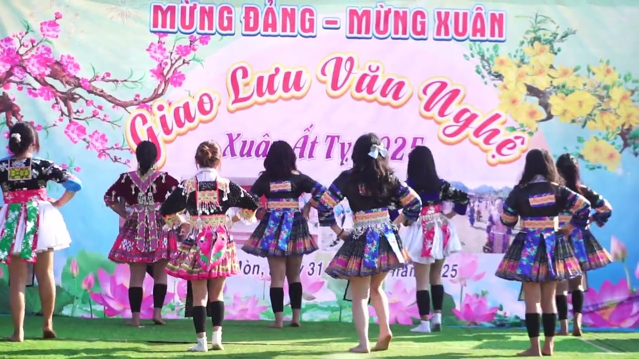 Nkauj Hmoob Nong Mòn ( Tsiab Peb Caug Nong Mòn 2025)