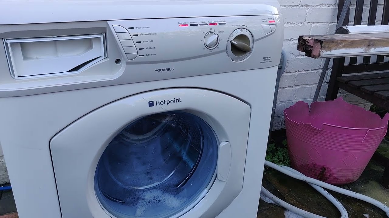 Hotpoint wf320 test cycle! (final rinse and drain ❤️)