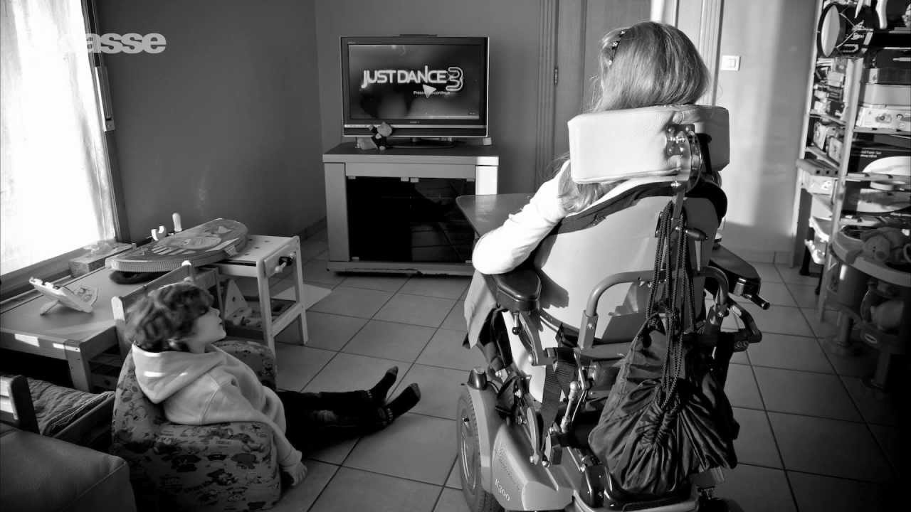 Julie (11) vertelt over haar spierziekte // Dit Heb Ik 7