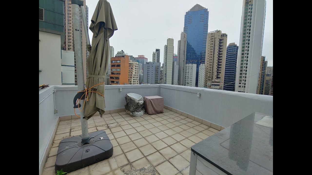 (leased) *private rooftop* Central $13,500 net 265, 2 bedrooms, Aberdeen Street