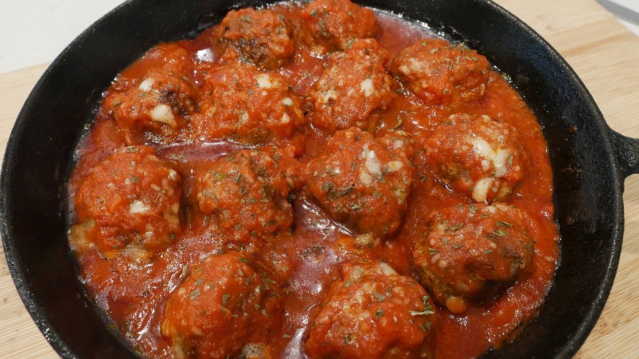 How to Make The Best Homemade Meatballs | Easy Meatball Recipe