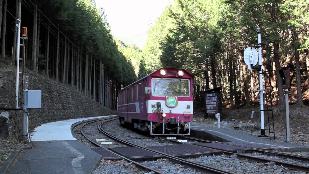 HD 井川線のミニ列車 Small Train, Station in Forest 2