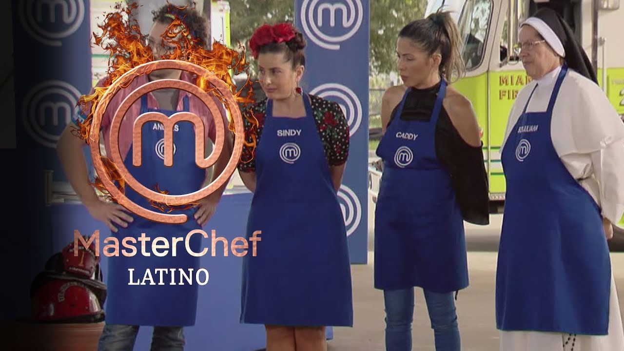 MasterChef Latino | Concursantes le cocinan a los bomberos | Entretenimiento