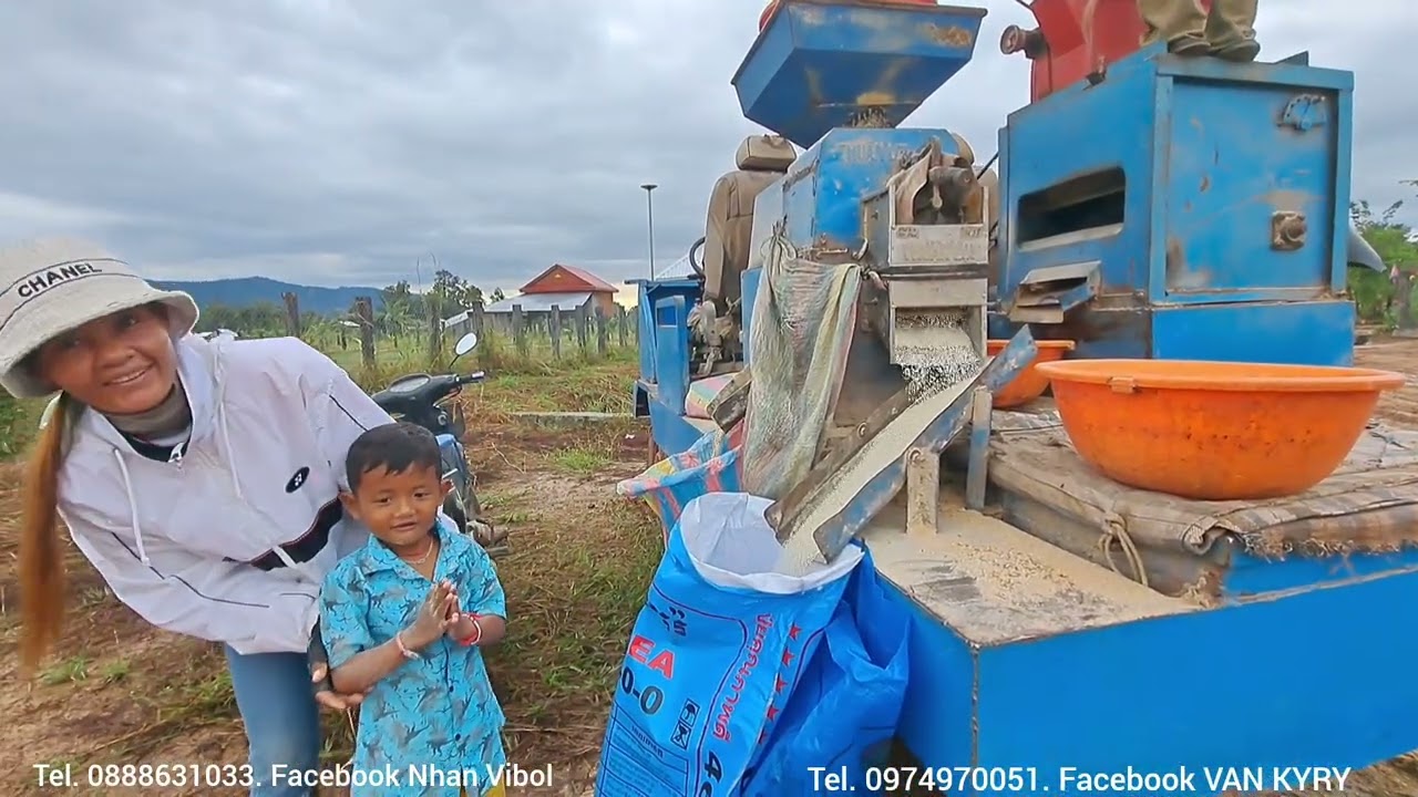 ដល់ខែកិនស្រូវថ្មីម៉ាស៊ីនចល័តមកដល់ក្នុងភូមិទៀតហើយ