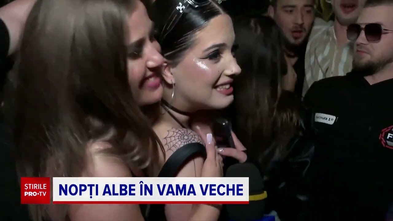 Reacția unor tinere care au ajuns pentru prima dată în Vama Veche, de 1 Mai