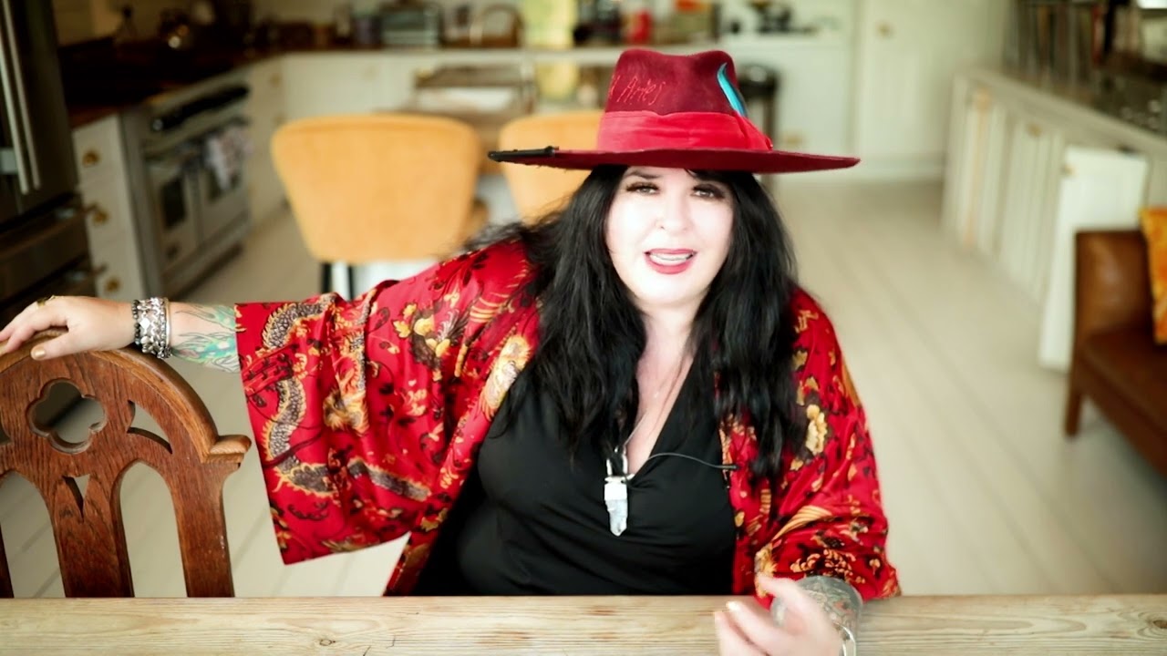 Capricorn December  Monthly Astrology Horoscope 2022