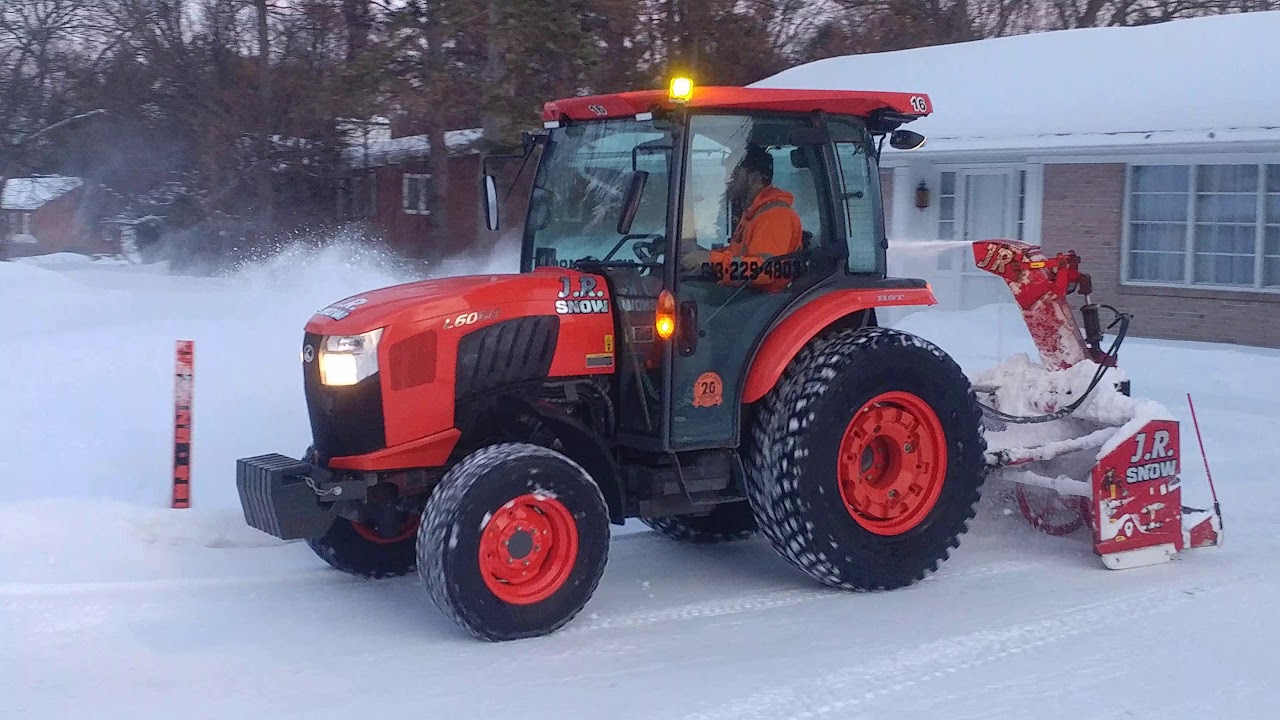 Kubota L6060 Tractor Snow Blower