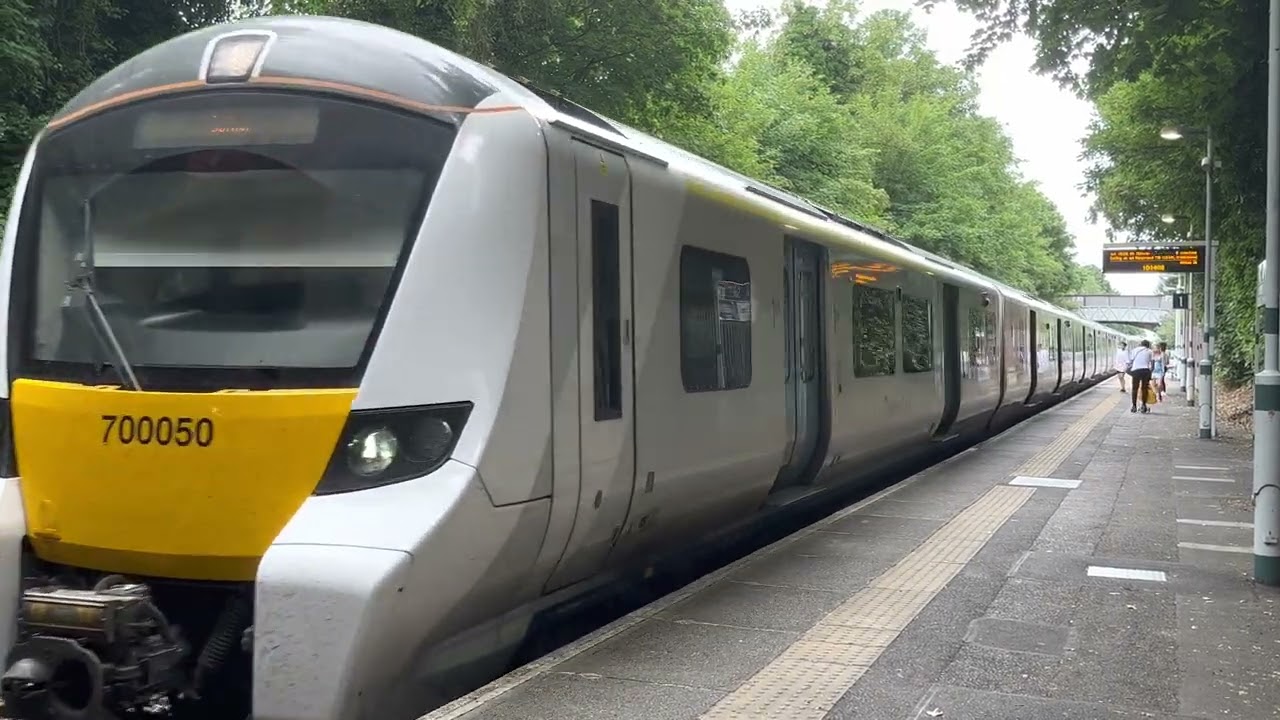 Class 700 - Thameslink - Sutton Station - 9th July 2022
