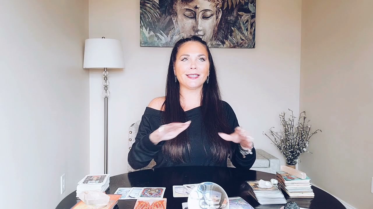 CAPRICORN, THIS CONNECTION IS MIND BLOWING 🤯❤ YOU VS THEM LOVE TAROT READING.