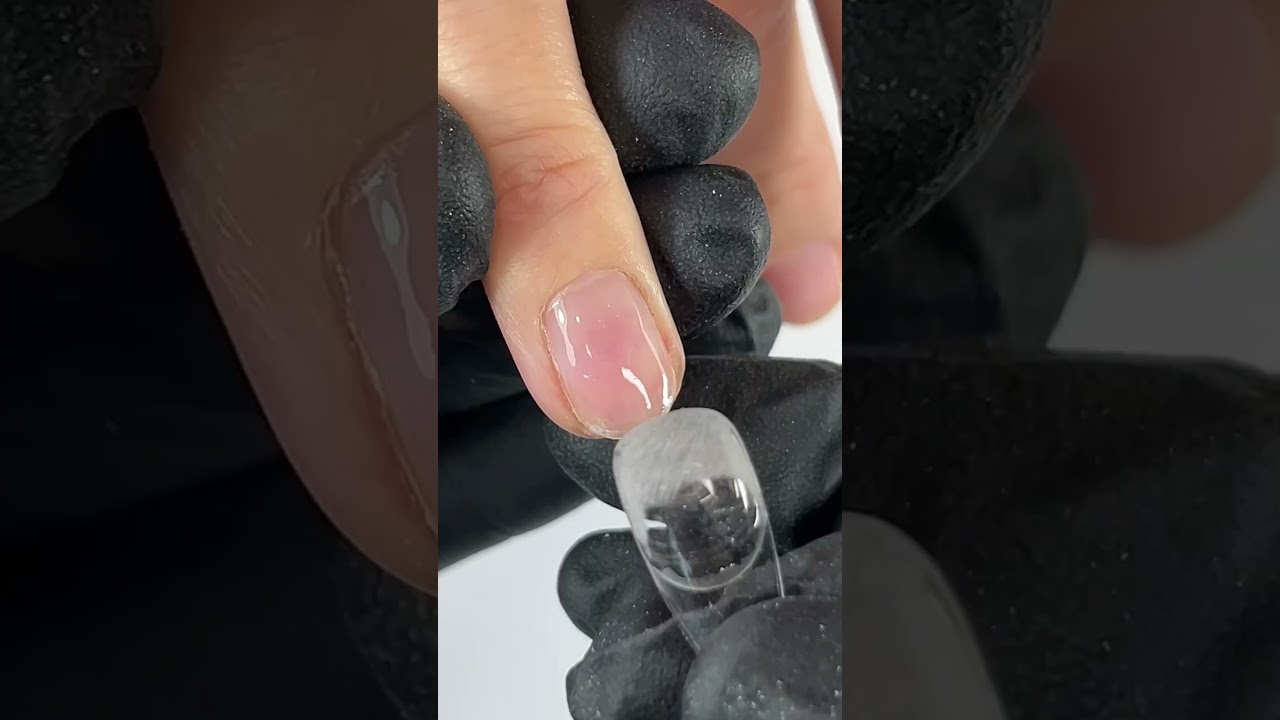 Paso a paso de c&oacute;mo aplicar la t&eacute;cnica de soft gel.
