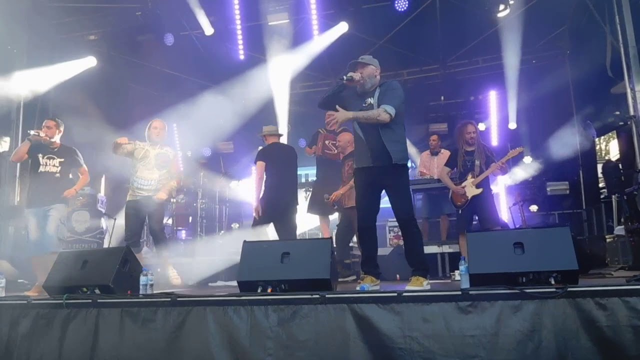 Collectif13 - Coll&egrave;gues - Festival Le chant des gr&ouml;les 2019