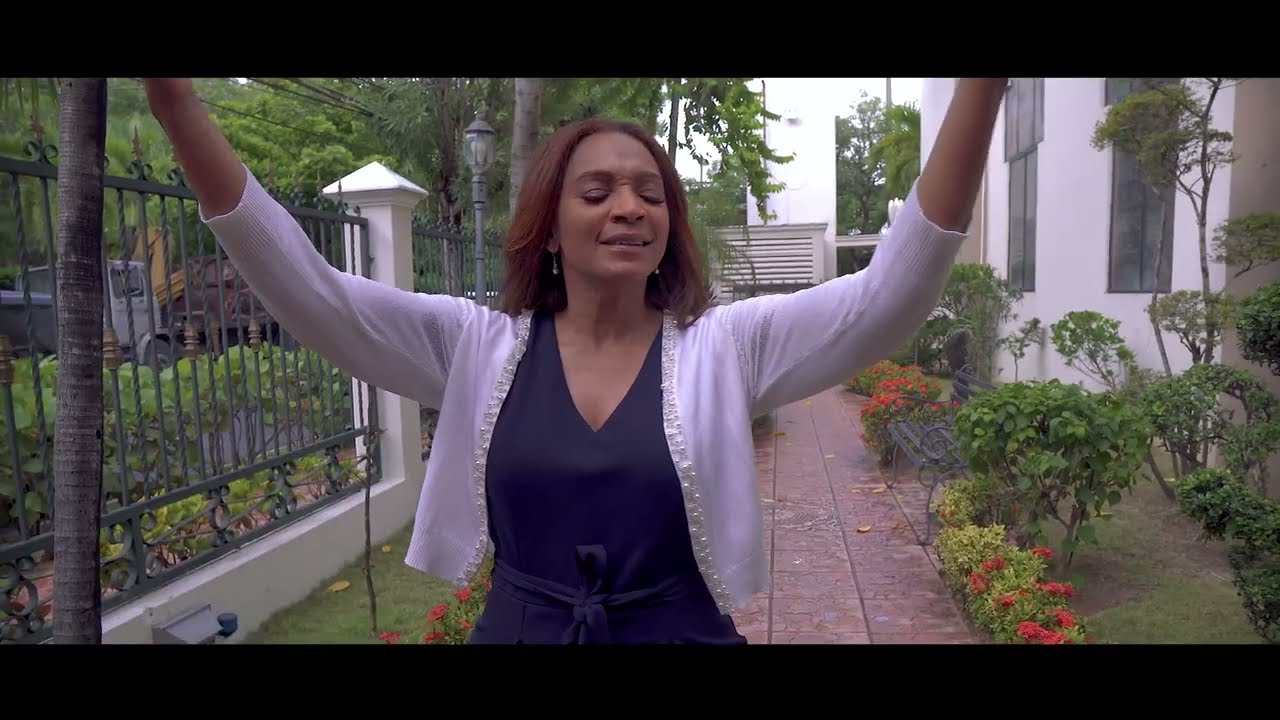 Josefina Herrera - Dios Me Da La Fuerza - Video Oficial