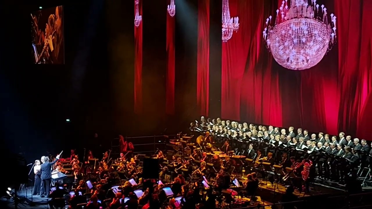 Andrea Bocelli, Serena Gamberoni- Libiamo ne' lieti calici, Accor Arena (Bercy), Paris, 3 March 2022