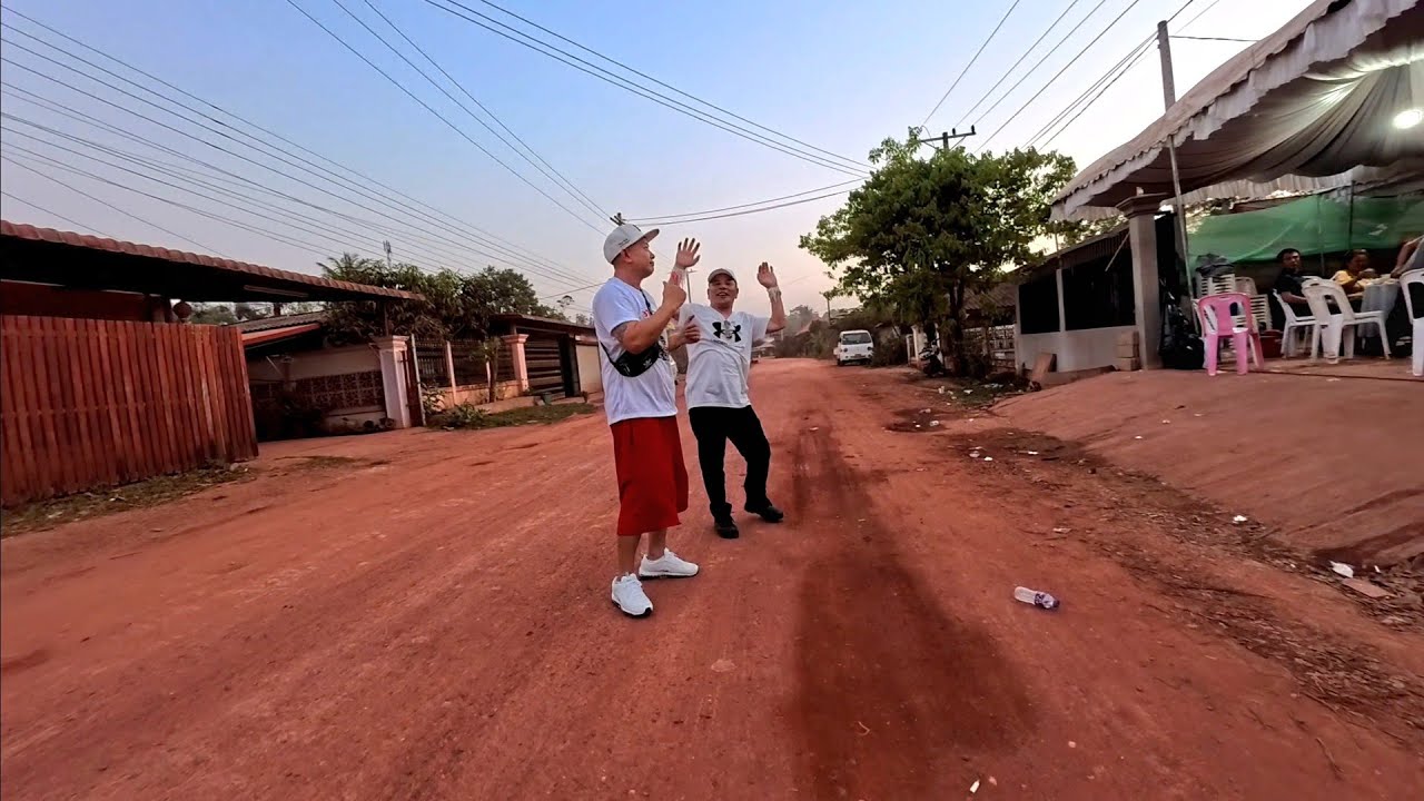 Driving through Ban Gern with two Lao YouTubers from Vientiane 