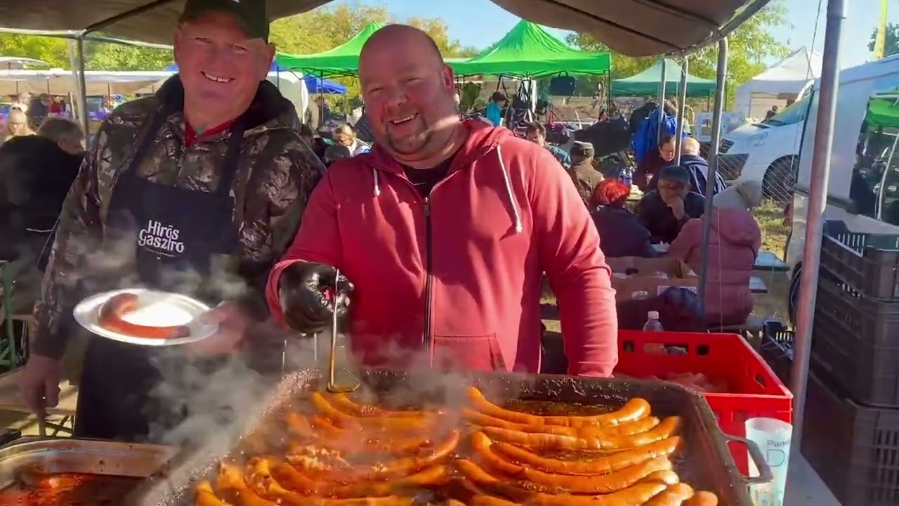 Dunaföldváron a Vásárban, 2025.10.19. Vasárnap