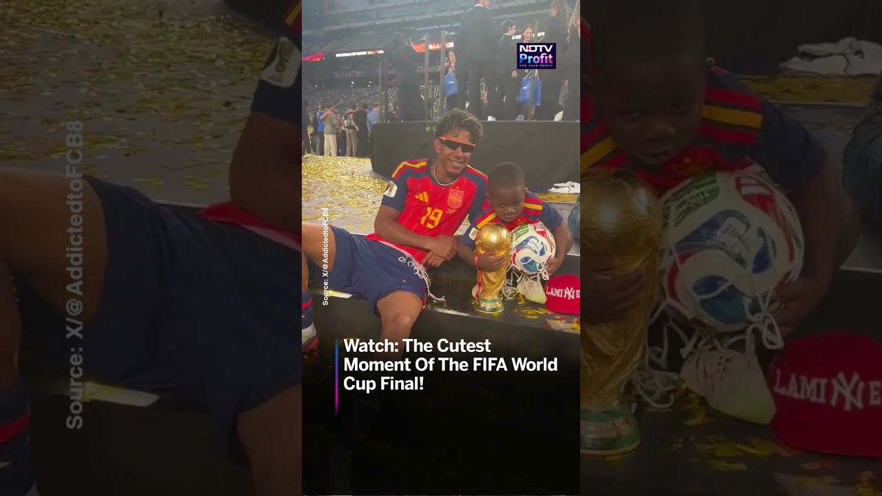 World Champion Lamine Yamal Shares Trophy With His Little Brother #Shorts