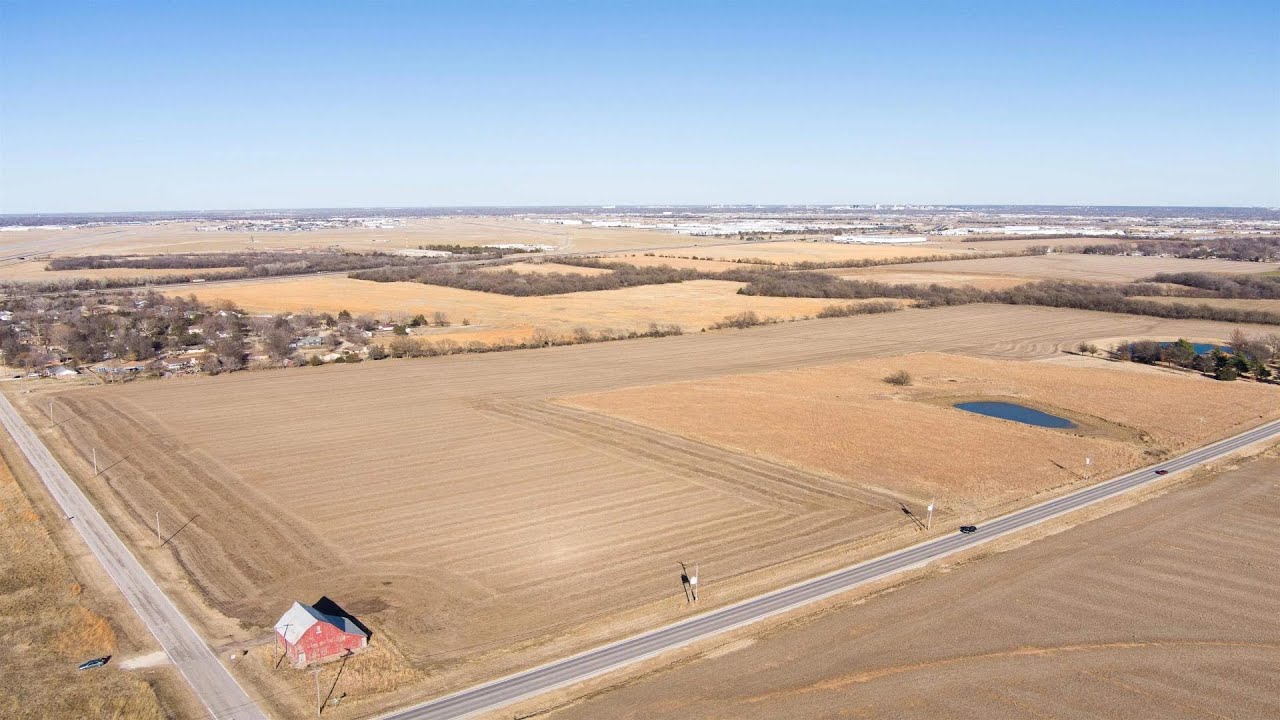 NEW LISTING: W MacArthur Wichita KS 67215
