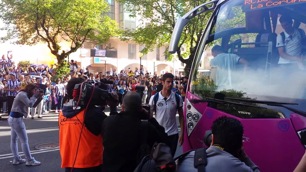Recibimiento a los jugadores en el Deportivo - Eibar 18-05-14